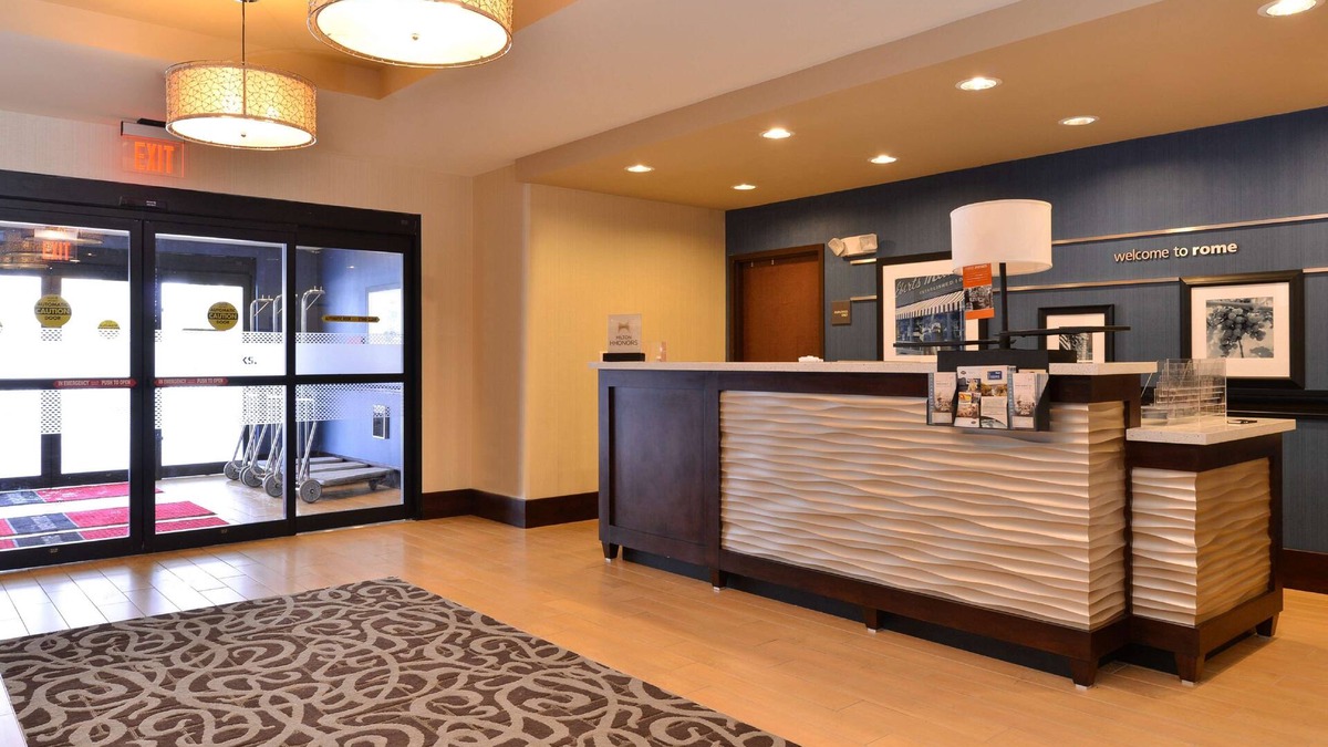 Rome Hotel | Hampton Inn Rome