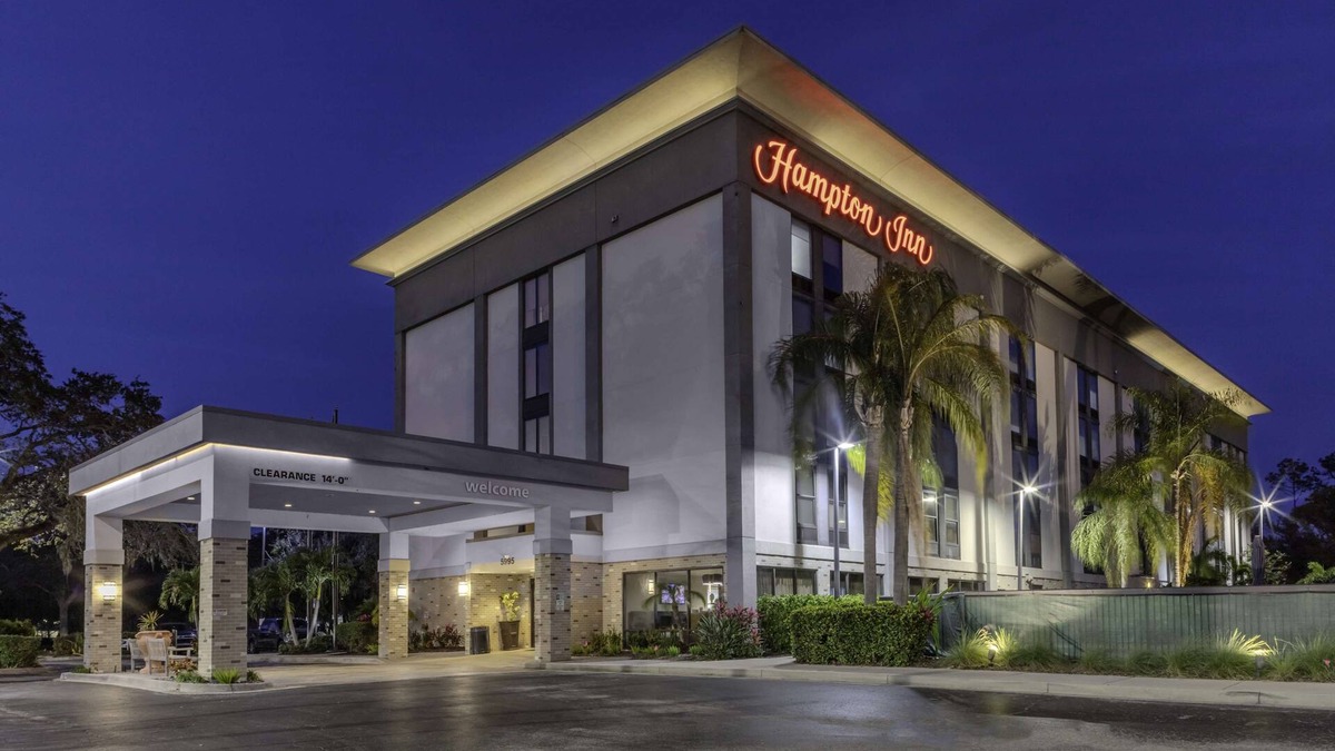 Sarasota Hotel | Hampton Inn Sarasota - I-75 Bee Ridge