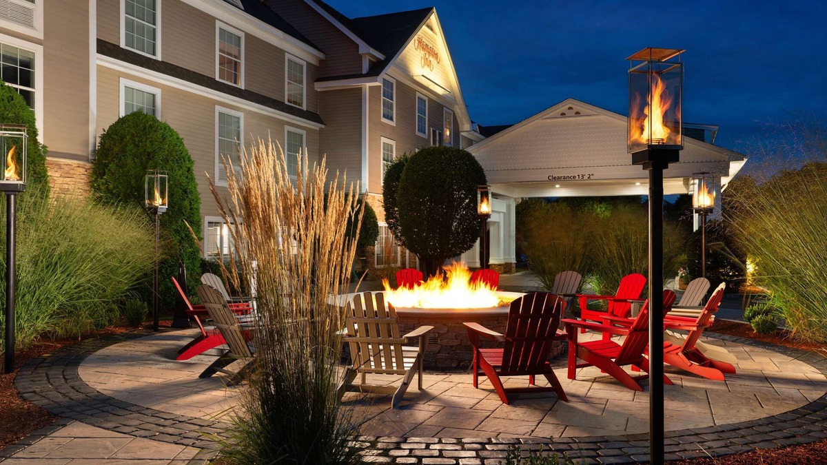 Wakefield-Peacedale Hotel | Hampton Inn South Kingstown - Newport Area