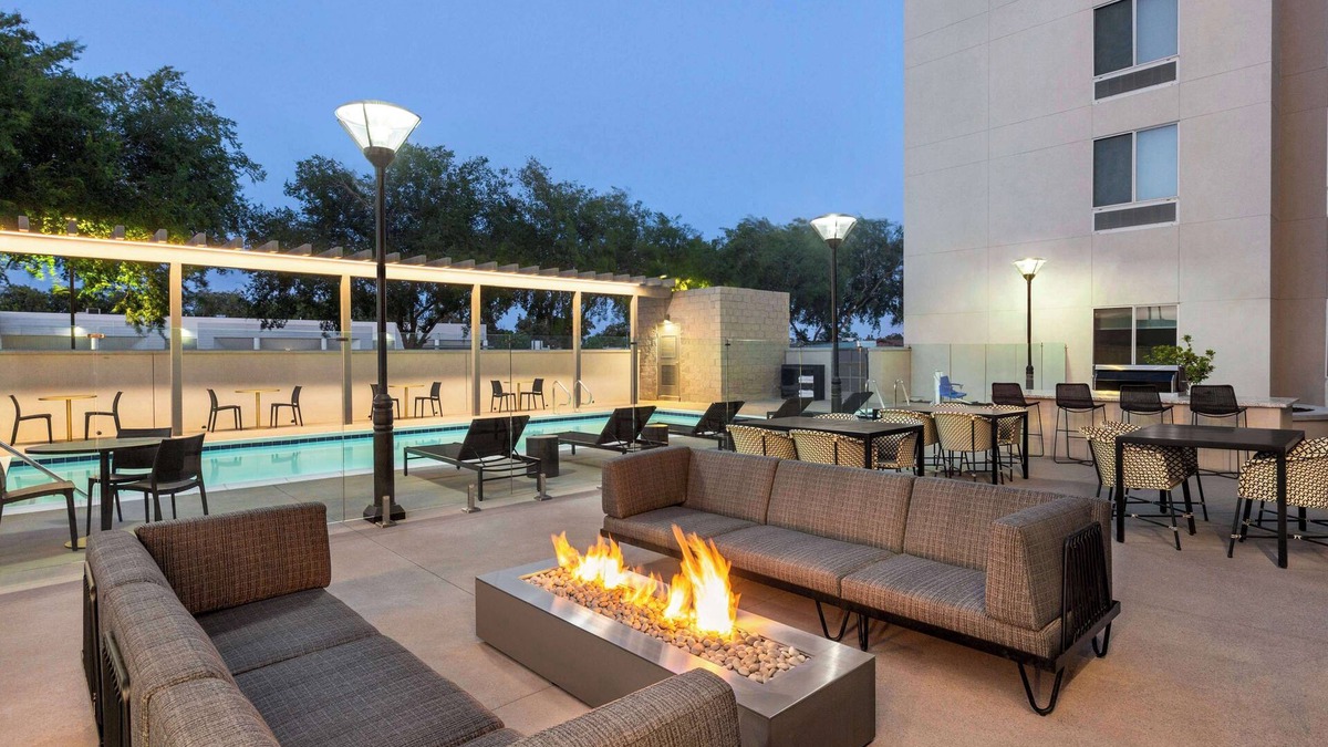 Stockton Hotel | Hampton Inn Stockton, Ca