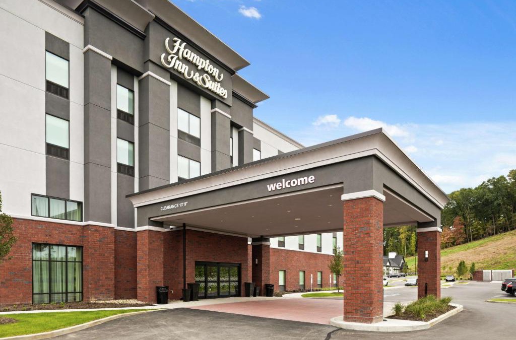 Cranberry Township Hotel | Hampton Inn & Suites Cranberry Township/Mars