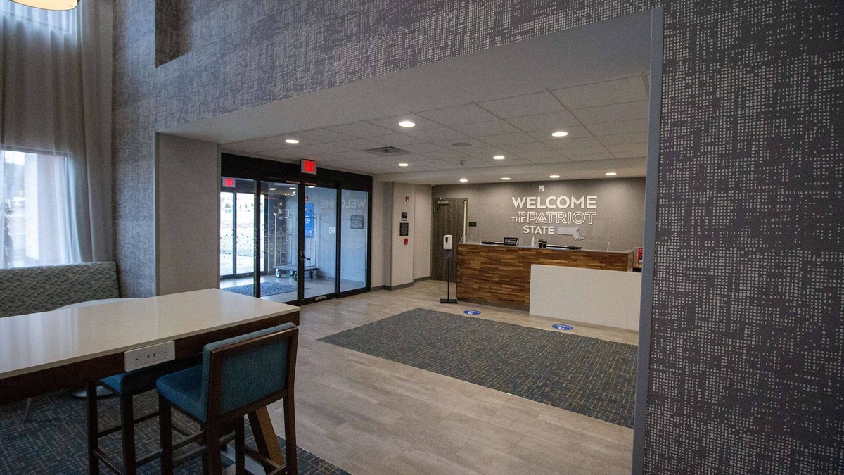 North Attleboro Hotel | Hampton Inn & Suites North Attleboro
