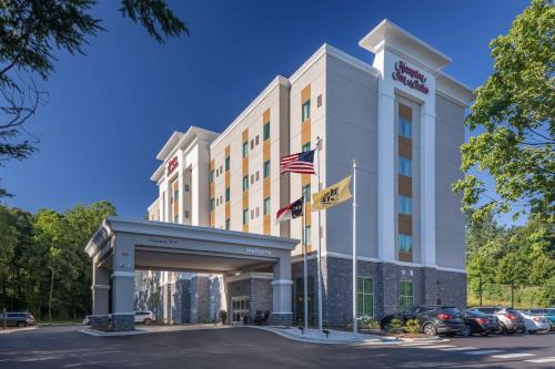 Asheville Hotel | Hampton Inn & Suites-Asheville Biltmore Village, NC