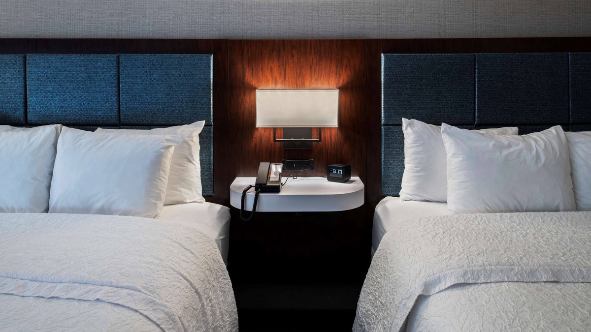 Lincolnshire Hotel | Hampton Inn & Suites Chicago/Lincolnshire
