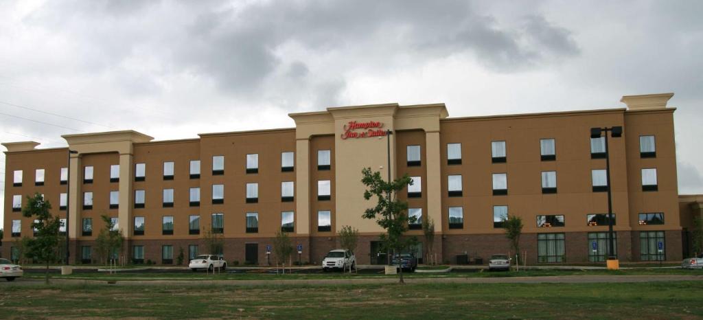 Mentor Hotel | Hampton Inn & Suites Cleveland-Mentor