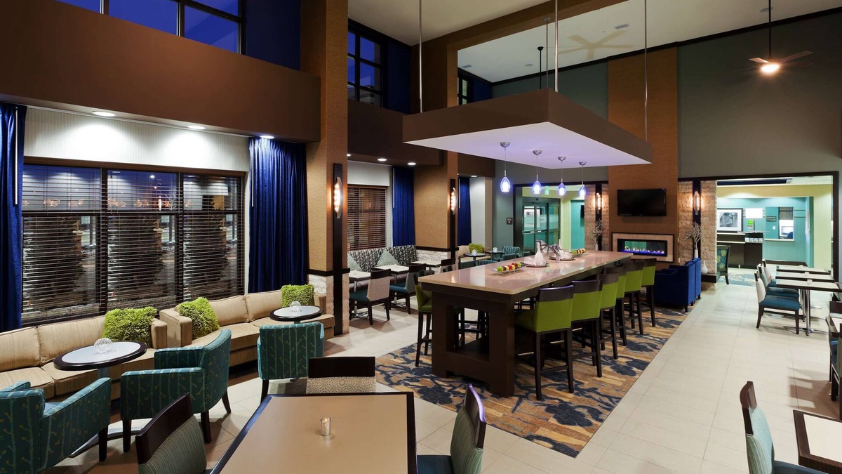 Gateway Hotel | Hampton Inn & Suites- Denver/Airport-Gateway Park