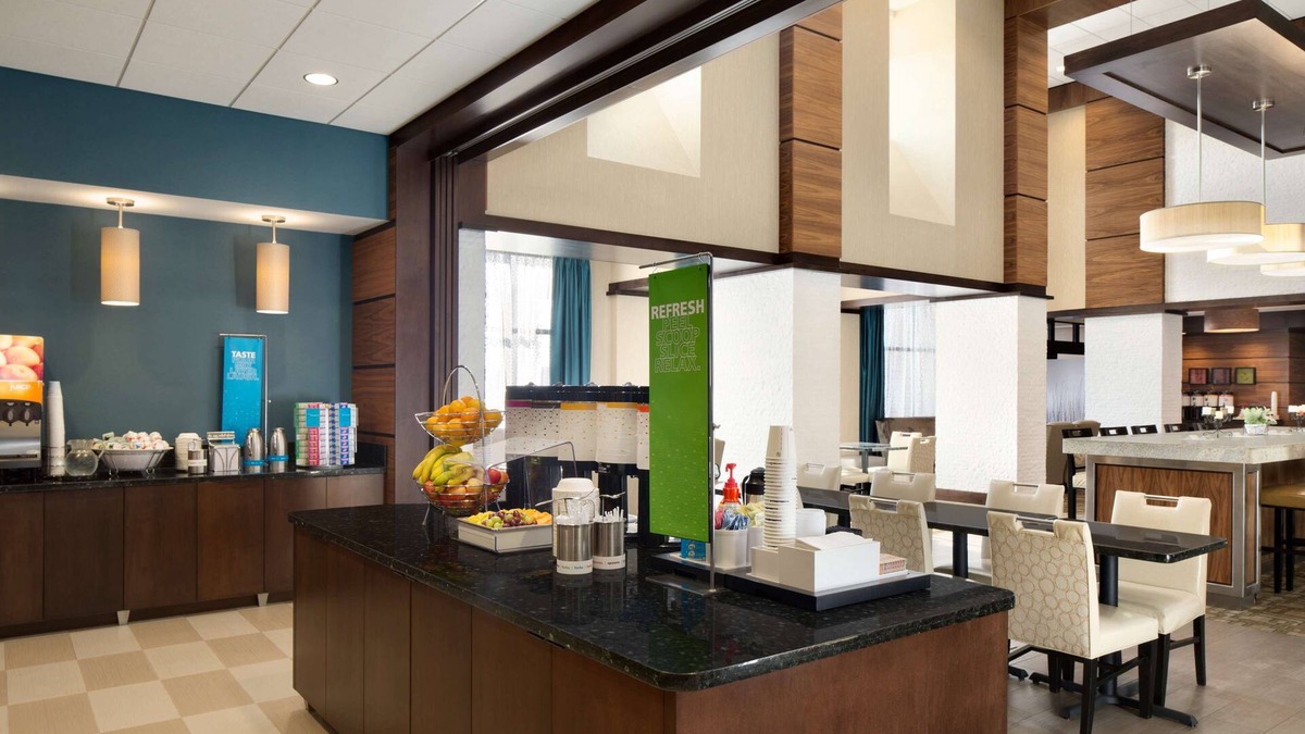 Edgewood Hotel | Hampton Inn & Suites Edgewood/Aberdeen-South