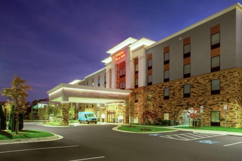 Glenarden Hotel | Hampton Inn & Suites Glenarden/Washington DC