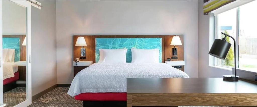 Howell Hotel | Hampton Inn & Suites Howell