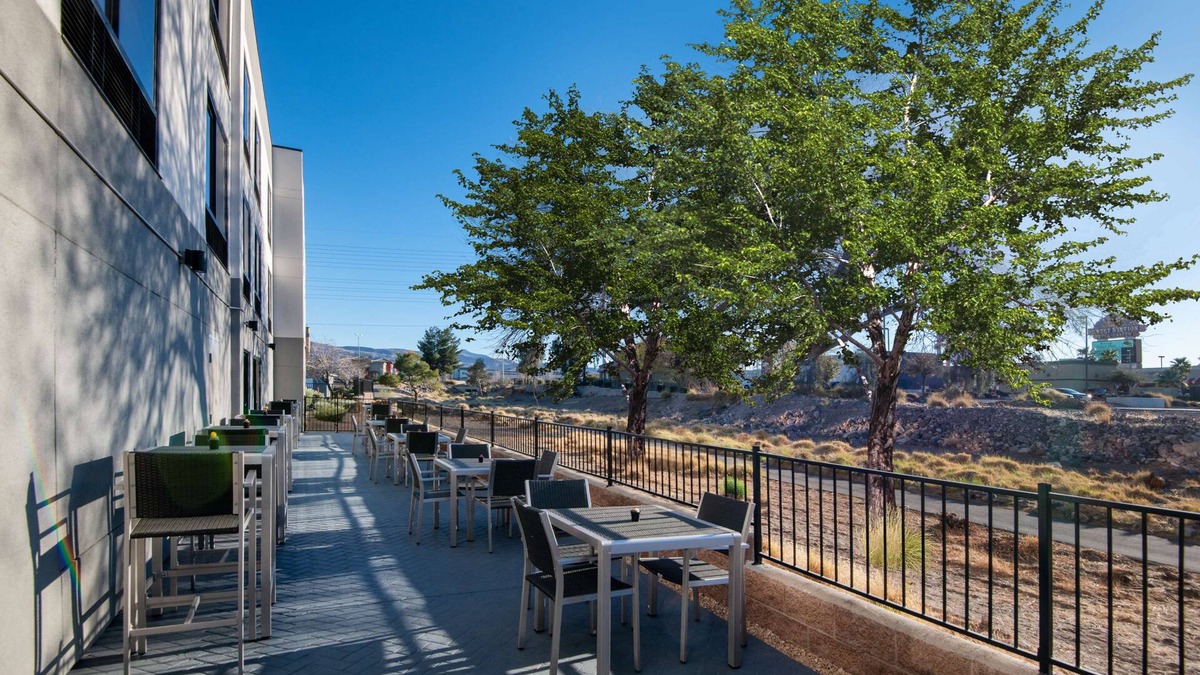 Whitney Ranch Hotel | Hampton Inn & Suites Las Vegas-Henderson