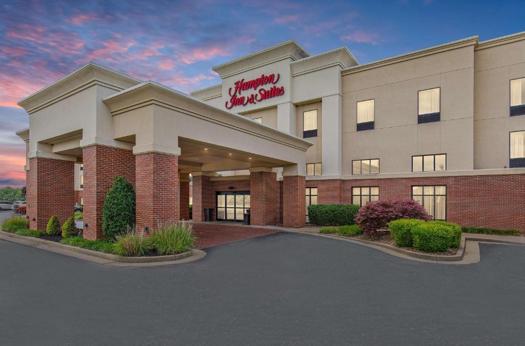 Madisonville Hotel | Hampton Inn & Suites Madisonville