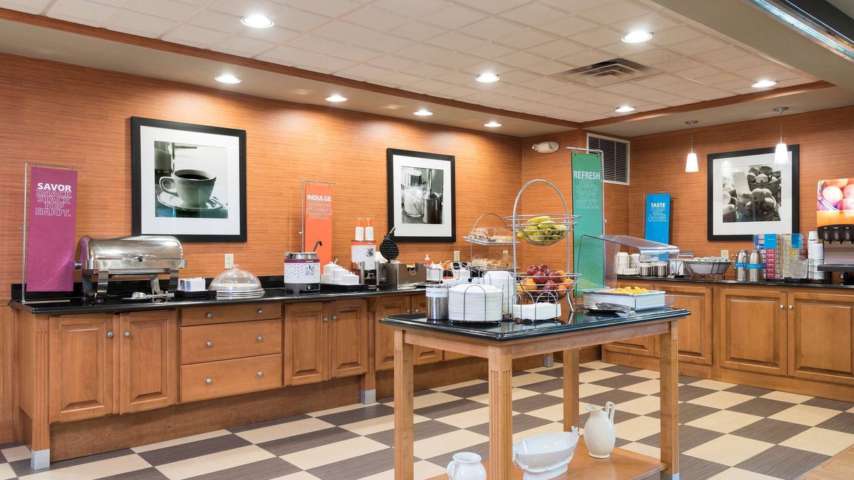 Mansfield Hotel | Hampton Inn & Suites Mansfield-South @ I-71