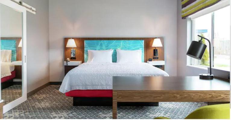 Marshfield Hotel | Hampton Inn & Suites Marshfield, Wi