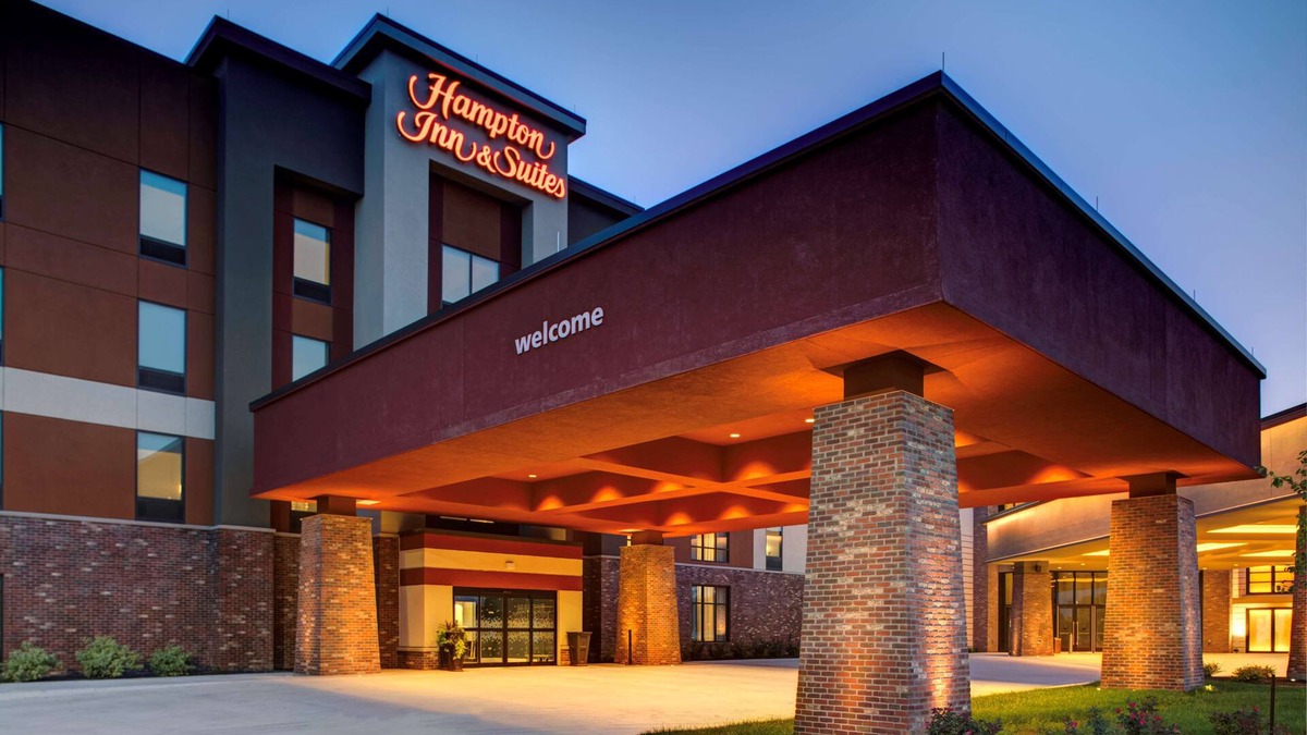 Pittsburg Hotel | Hampton Inn & Suites Pittsburg Kansas Crossing