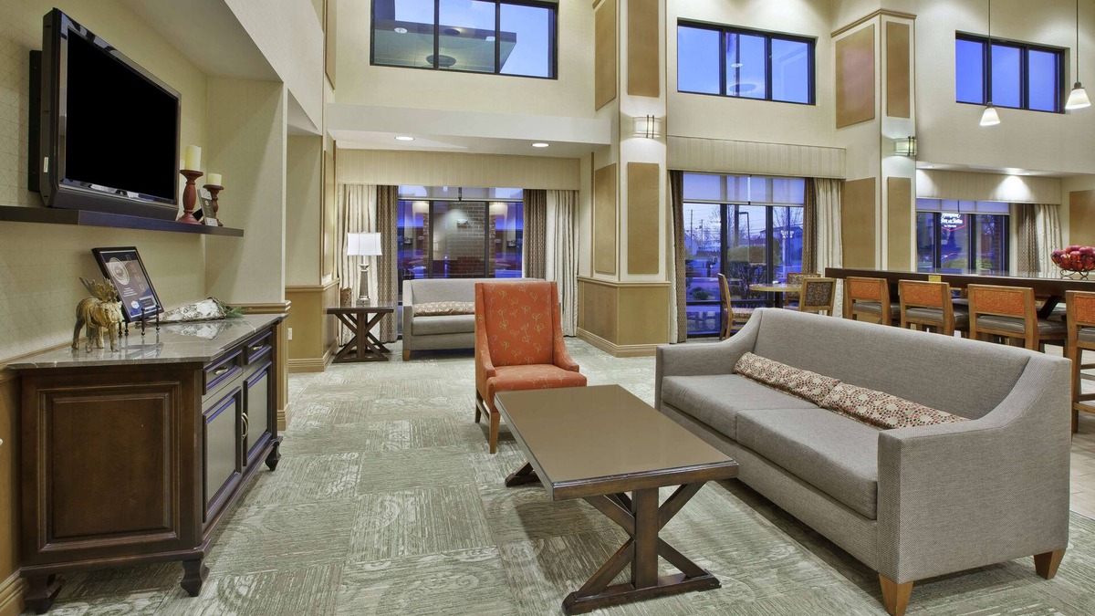 Plattsburgh Hotel | Hampton Inn & Suites Plattsburgh