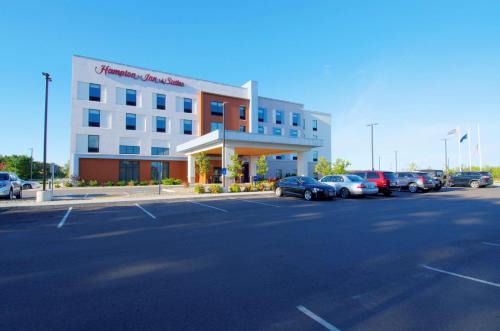 Nasons Corner Hotel | Hampton Inn & Suites Portland West