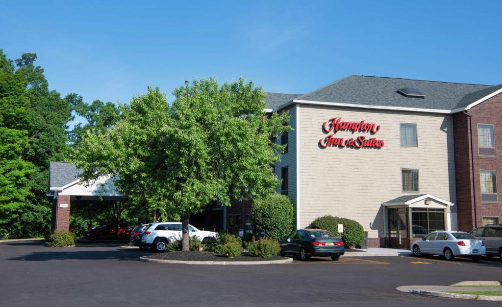 Victor Hotel | Hampton Inn & Suites Rochester/Victor