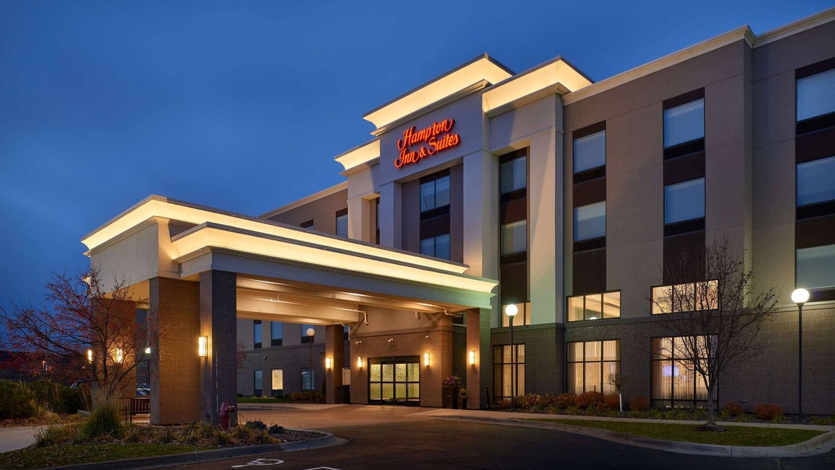 Rogers Hotel | Hampton Inn & Suites Rogers