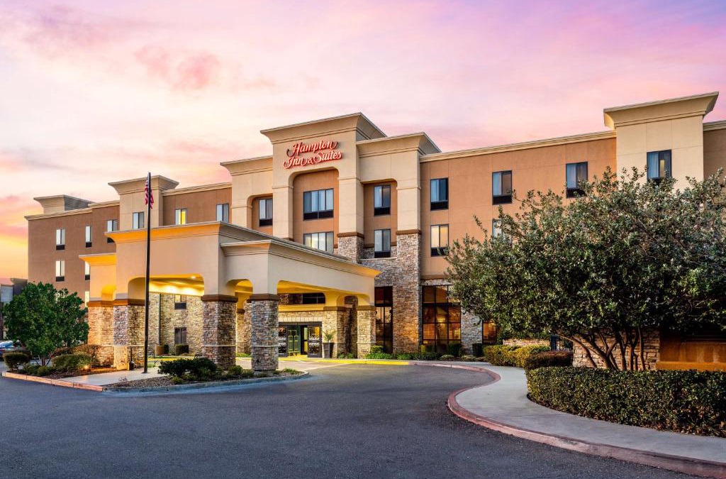 Laguna West-Lakeside Hotel | Hampton Inn & Suites Sacramento-Elk Grove Laguna I-5