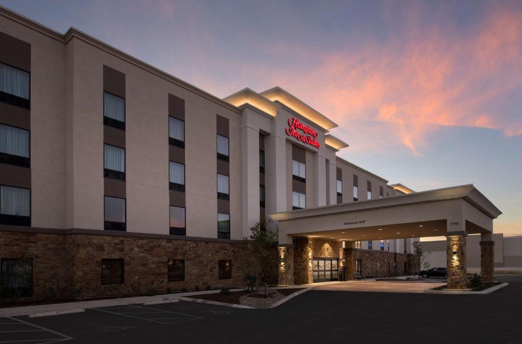 West San Antonio Hotel | Hampton Inn & Suites San Antonio Lackland AFB SeaWorld