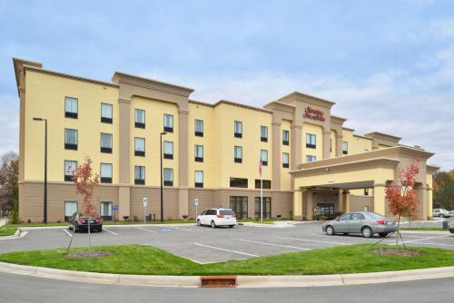 Shelby Hotel | Hampton Inn & Suites Shelby, North Carolina