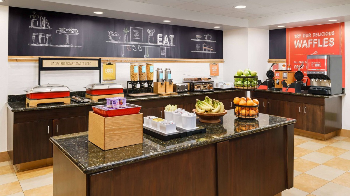 Newbury Park Hotel | Hampton Inn & Suites Thousand Oaks, CA