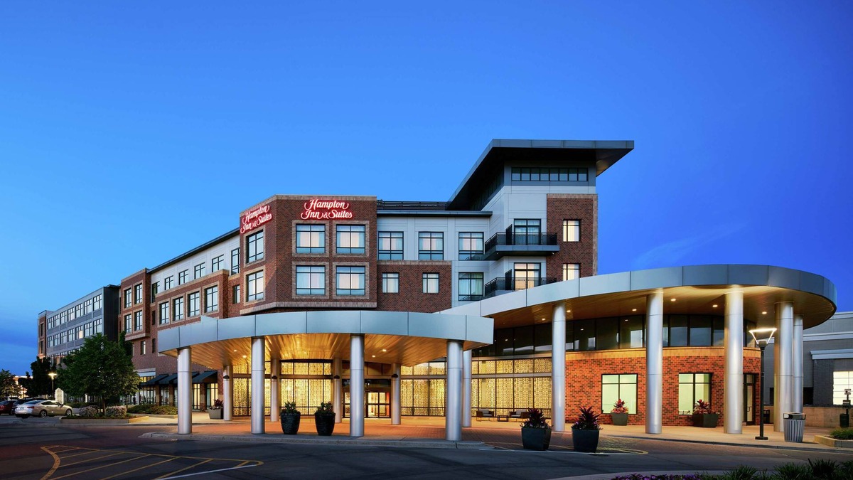 Mount Prospect Hotel | Hampton Inn & Suites Chicago/Mt. Prospect