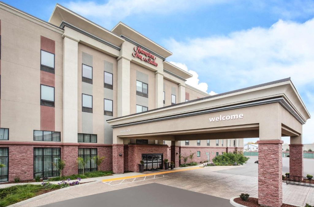 Watsonville Hotel | Hampton Inn & Suites Watsonville