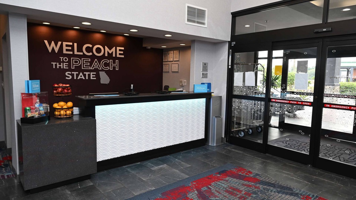 Lake Park Hotel | Hampton Inn Valdosta/Lake Park Area