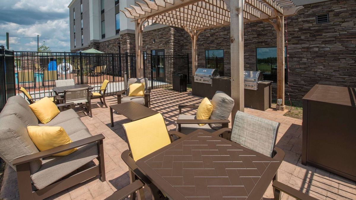 Waynesboro Hotel | Hampton Inn Waynesboro