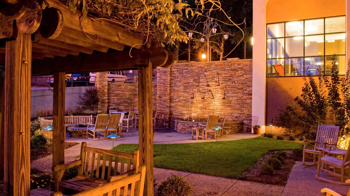 Wheeling Hotel | Hampton Inn Wheeling