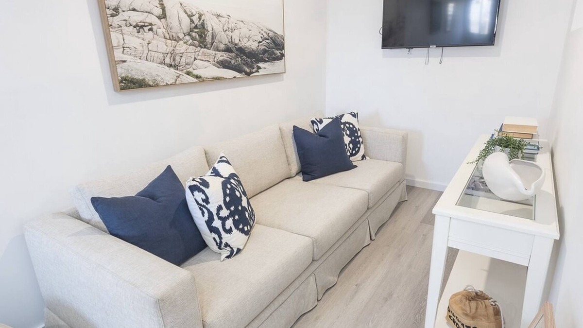 Christies Beach Apartment | Hampton Style Coastal Apartment