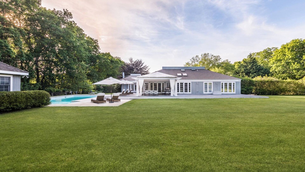 Sagaponack House | Hamptons/Sagaponack Chic: A Luxurious Escape Awaits