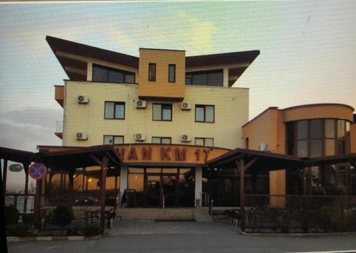 Apahida House | Han km 17