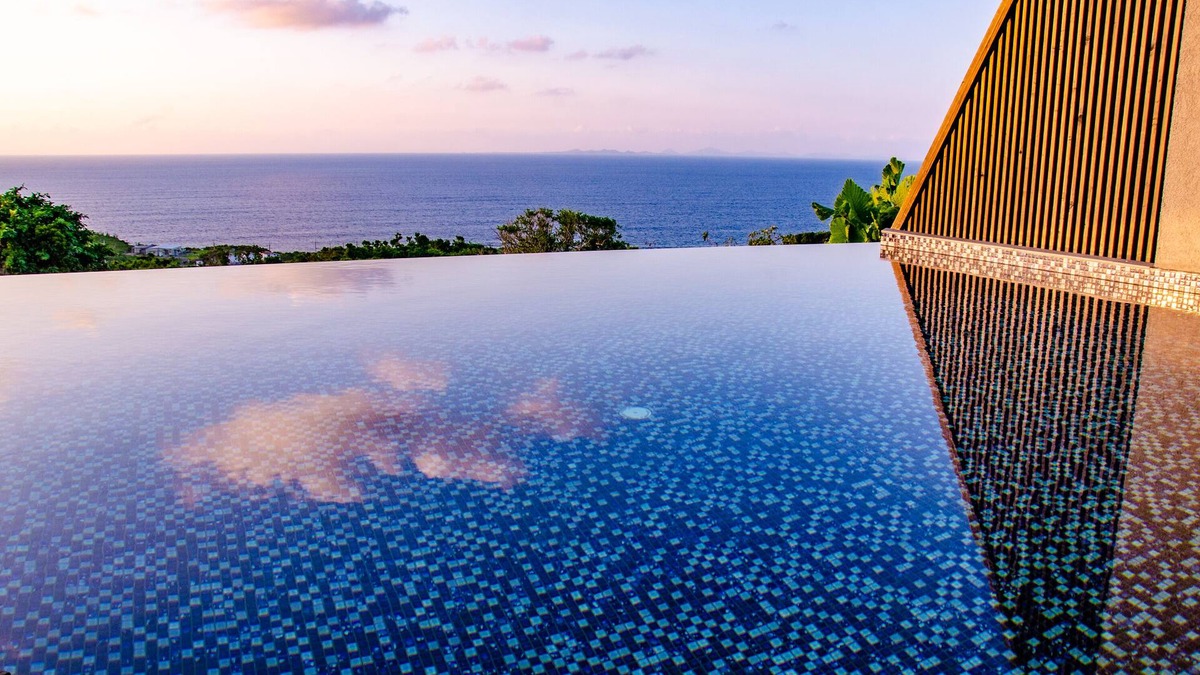Nakijin Hotel | Hanalee Villa Kouri