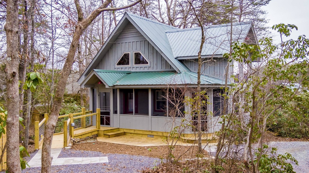 Mentone Cottage | Handicap Accessible cottage at Desoto Falls Mentone,AL Central Time Zone