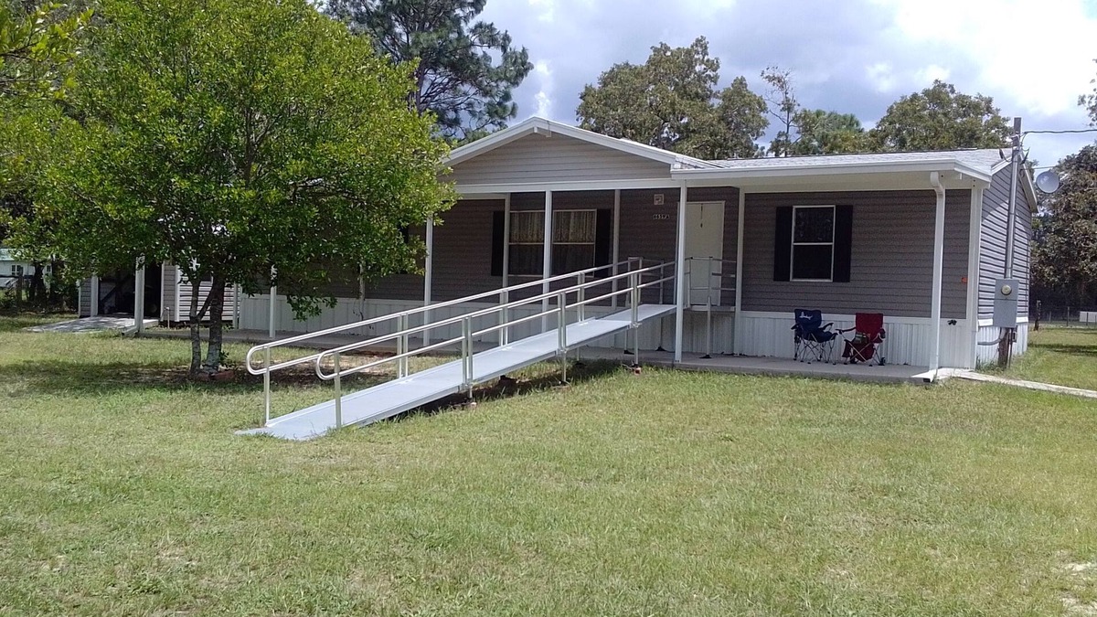 Sugarmill Woods House | Handicap Accessible Private Spacious Beautiful Family Home 5 Acres Pet Friendly