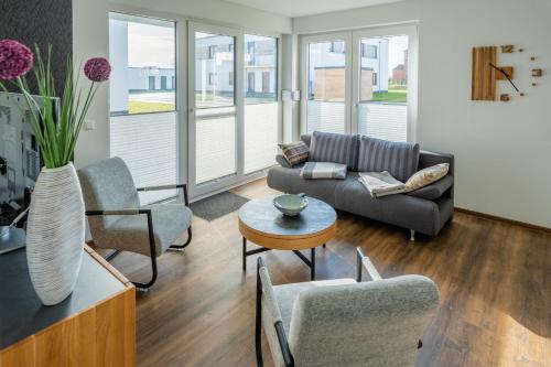Schwerin Apartment | Hangar 19 Superior Apartment mit Terrasse und Garten H1W1