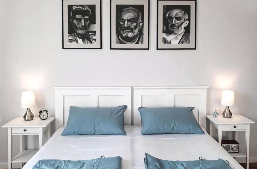 Turda Bed & Breakfast | Hangers