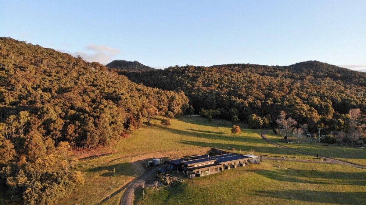 Woodend Apartment | Hanging Rock Views, Queen Suite in classic bush setting