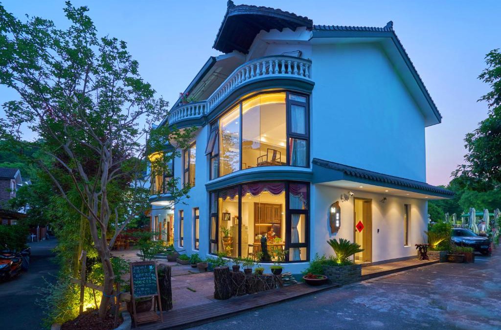 Xihu House | Hangzhou West Lake Lake YI Tong Intelligent Homestay