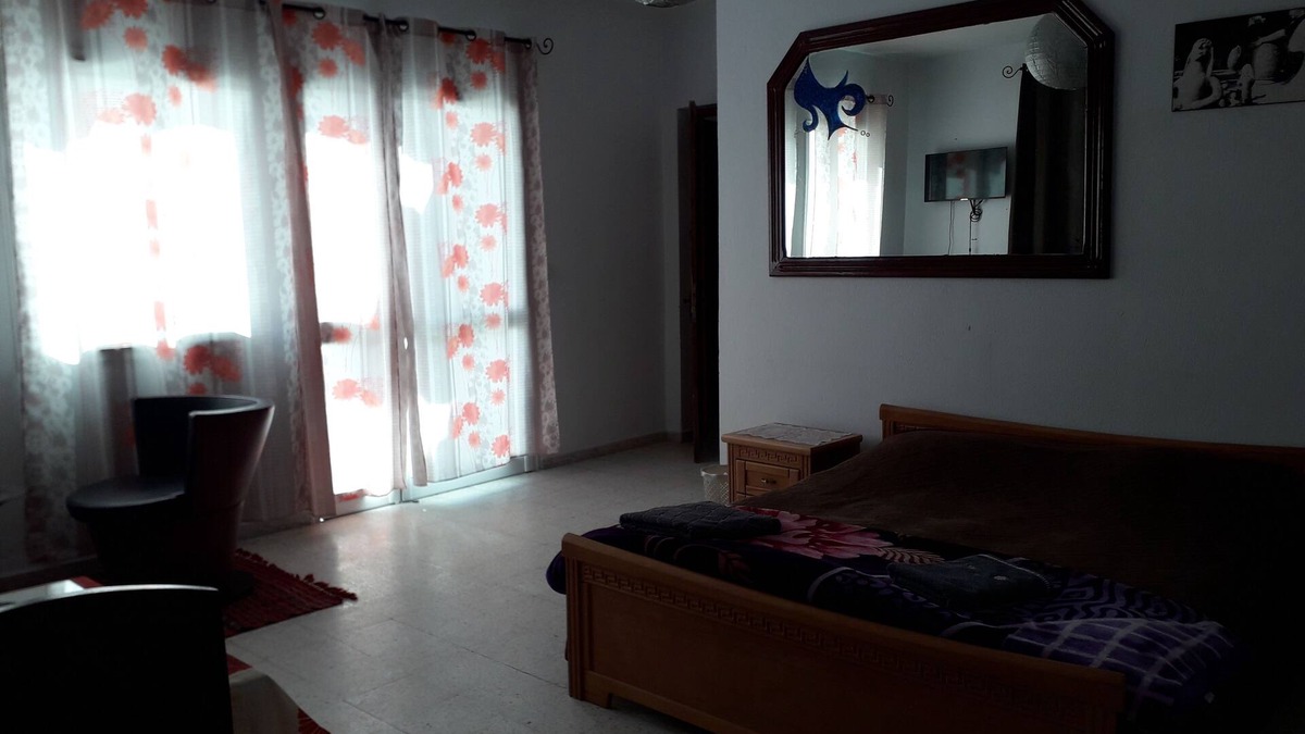 Sakiet Eddaier House | Hannon Bed and Breakfasts