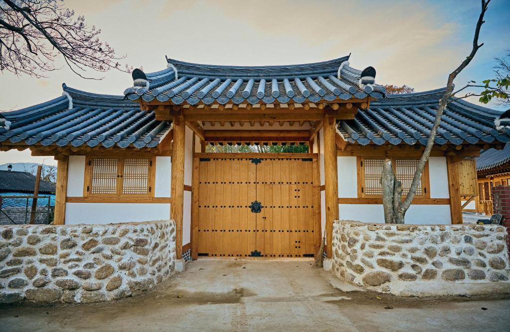 Gurye House | Hanok Stay - JukRokJungSa