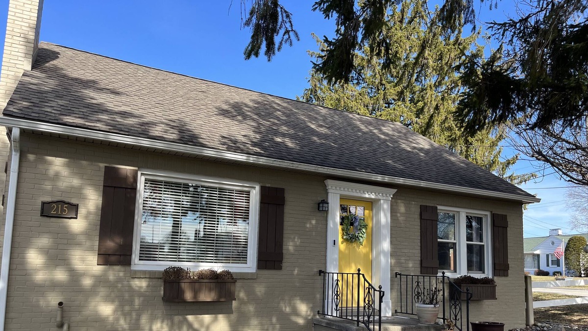 Hanover House | Hanover Adorable Brick Home