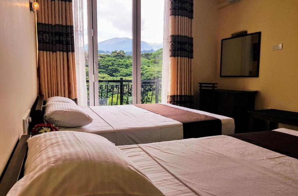 Peradeniya House | Hanthana Mount View