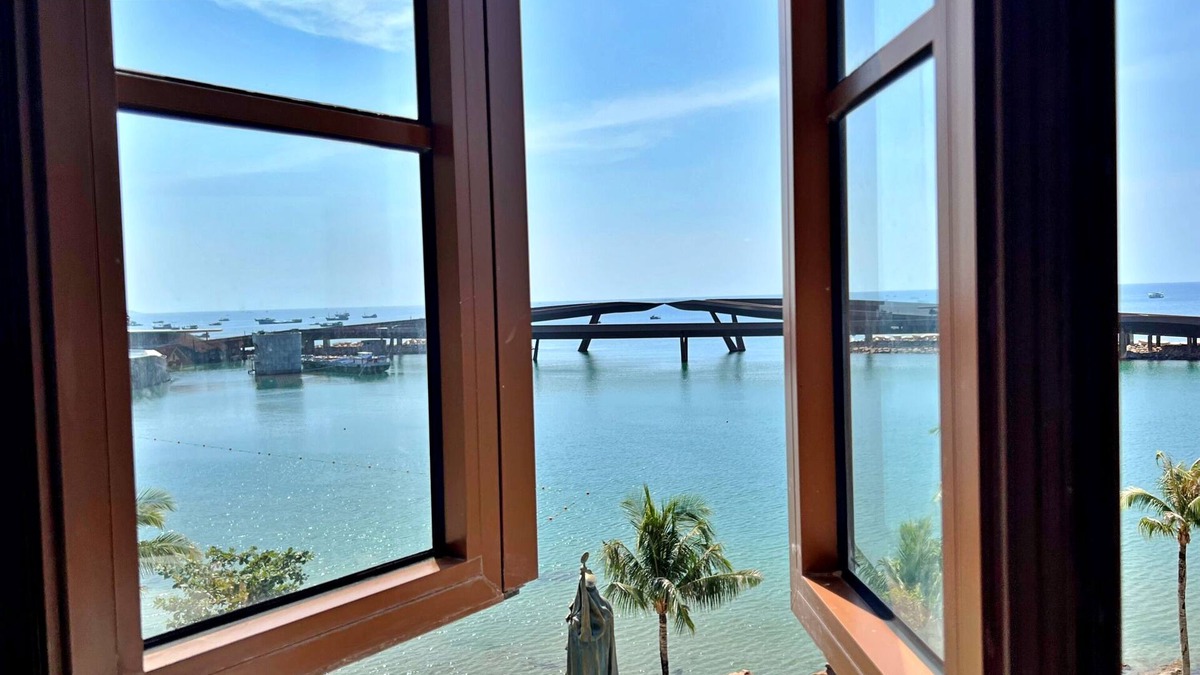 An Thoi Hotel | HANZ Lagoon Sunset Boutique Hotel