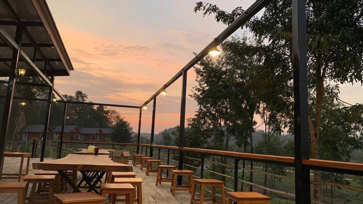 Samlout Resort | Happiness Long Bridge Resort
