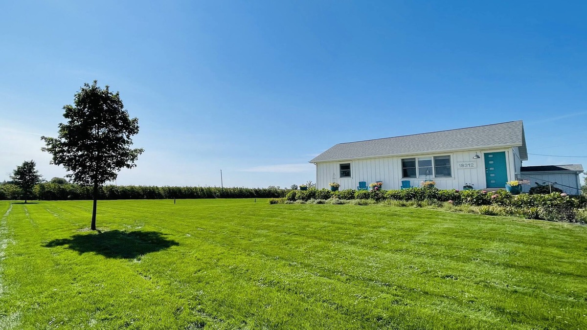 Three Oaks House | Happy Acres: Modern Luxury Country Farmhouse