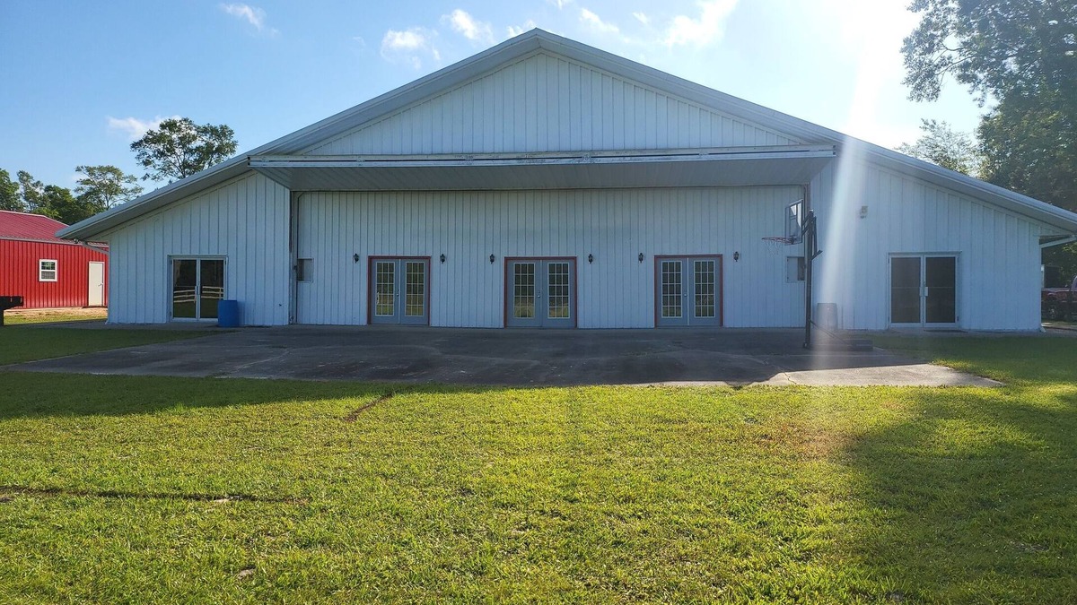 Poplarville House | Happy Camper Event Center adjacent to Happy Camper Lodge