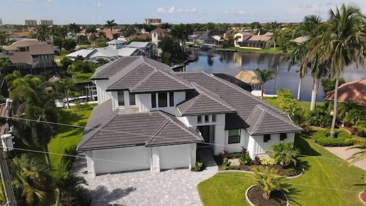 Pelican Villa | Happy Cape 60, a stunning 4-bedroom home in Cape Coral